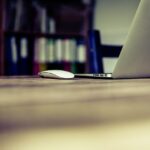** Karta wirtualna vs. karta fizyczna: Która opcja jest lepsza dla freelancerów i dlaczego? - 9 2025