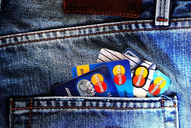 Bezpieczeństwo w bankowości mobilnej: jak chronić swoje dane? - 5 2025